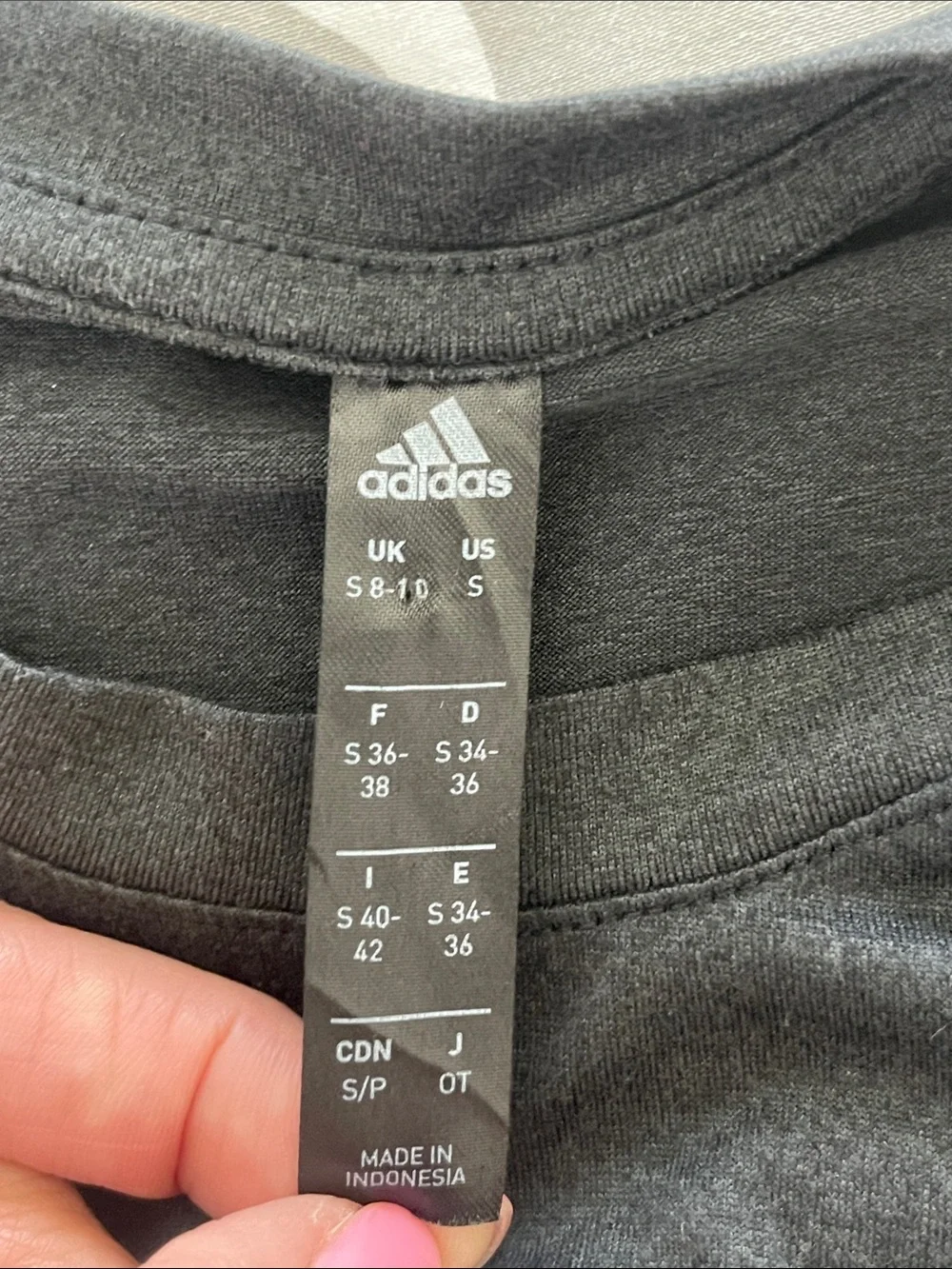 Adidas Women’s Small Black Front Twist Knot Short Sleeve Athletic Top